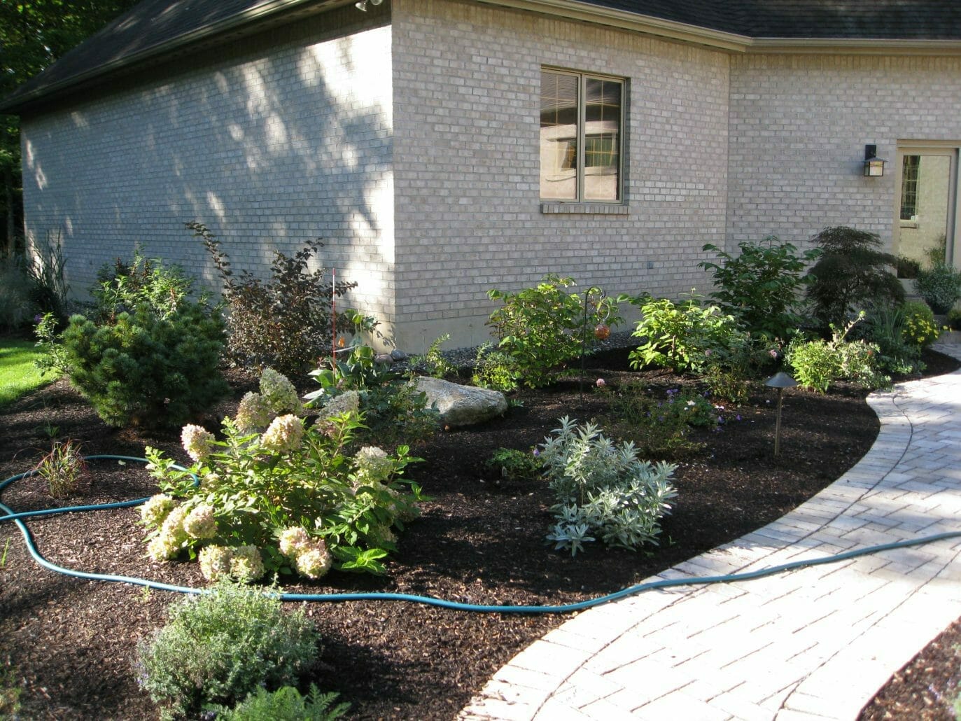 IMG 4836 1373x1030 - Landscape Installation Project Consulting