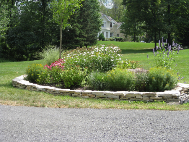 Latham NY Naturalistic garden design greeting bed 640x480 c - Landscape Master Plan after Latham NY