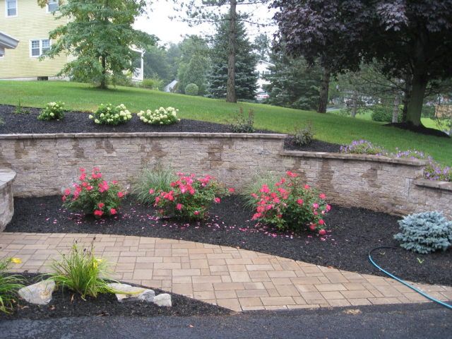 Latham NY front walkway design 640x480 c - Hardscape Entry Courtyard Installation Latham, NY
