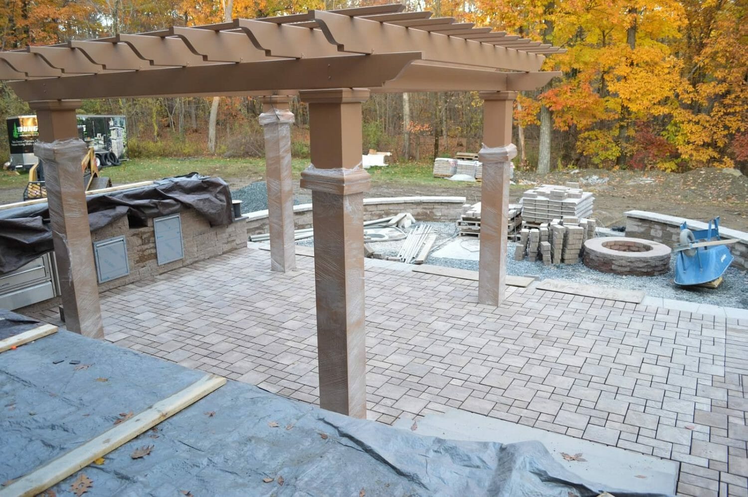 Wynantskill NY backyard outdoor kitchen landscape design 1500x997 - Landscape Installation Project Consulting